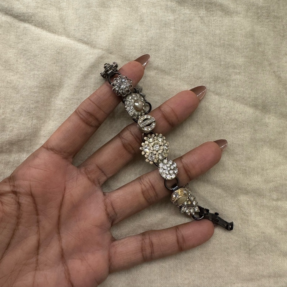 Silver pendant bracelet - Picture 2 of 3
